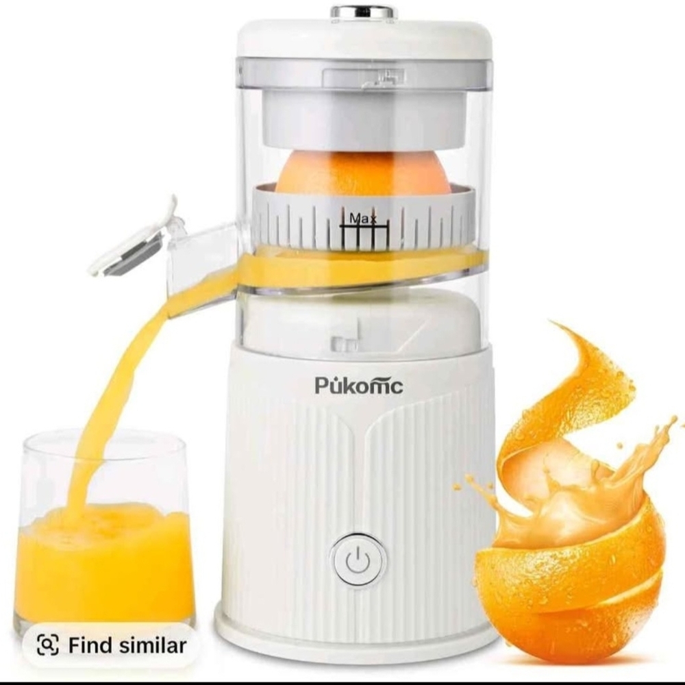 Pukomic White and Orange Juicer